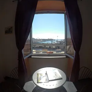 Bed & Breakfast Al Fronte Del Porto